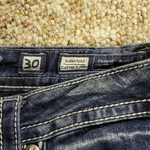 Miss Me Cuffed Capris Jeans Denim Bling Size 30 - Picture 9 of 15